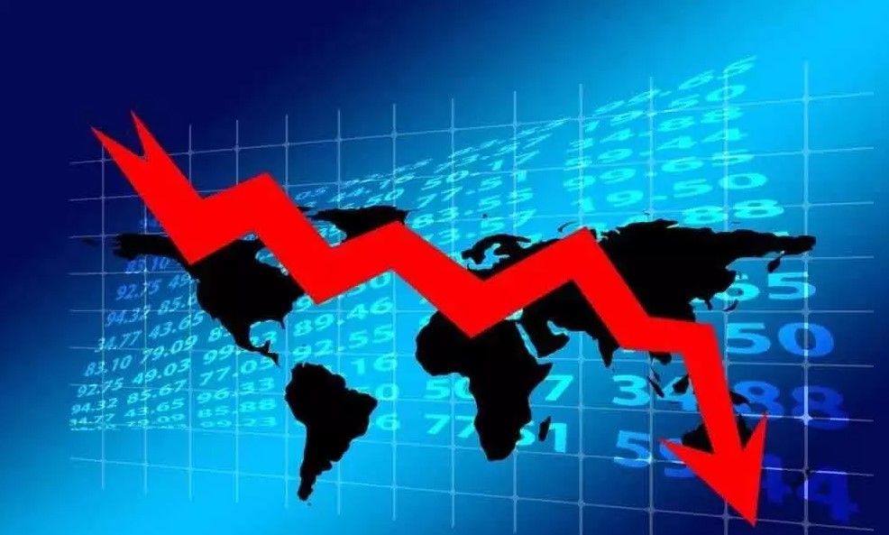 Sự suy giảm về kinh tế trên toàn cầu diễn ra như thế nào?